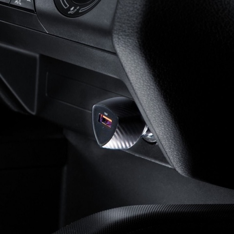 Ładowarka samochodowa Forcell F-Energy Carbon USB A QC3.0 3A 18W CC50-1A czarna