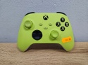 Pad Xbox Series Electric Volt Używany