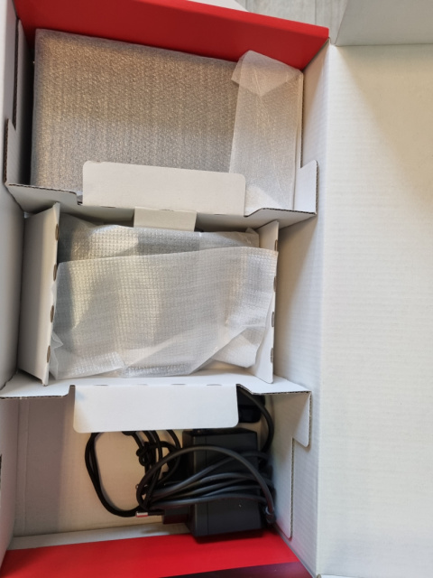 Nintendo Switch V2 Zielono Fioletowy | Z Pudełkiem | Używany Nintendo Switch V2 Zielono Fioletowy | Z Pudełkiem | Używany