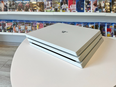 PlayStation 4 Pro PS4 Pro biała | Używana PlayStation 4 Pro PS4 Pro biała | Używana