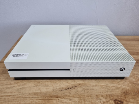 Xbox One S 500 GB z napędem | Używany