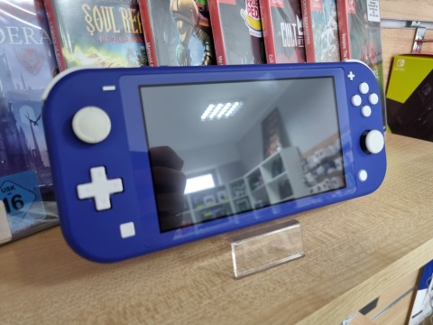 Konsola Nintendo Switch Lite Niebieska | Używana Konsola Nintendo Switch Lite Niebieska | Używana