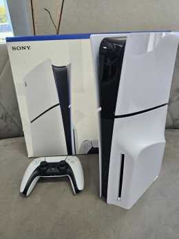 Konsola PlayStation 5 Slim z napędem 1TB + Oryginalny Pad Dualsense PS5 | Używana