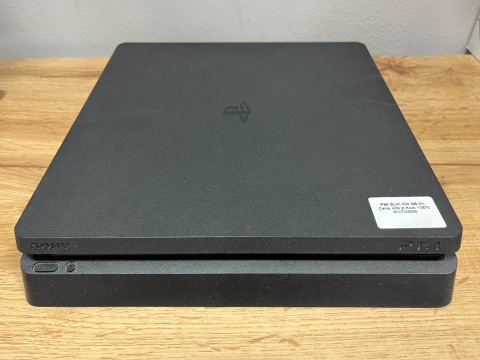 Konsola Sony PlayStation 4 Slim 500 GB + Oryginalny Pad DualShock Używana Konsola Sony PlayStation 4 Slim 500 GB + Oryginalny Pad DualShock Używana