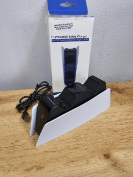 Stacja ładująca Honcam do kontrolerów PS5 Tri-Protection P15C20 Używana